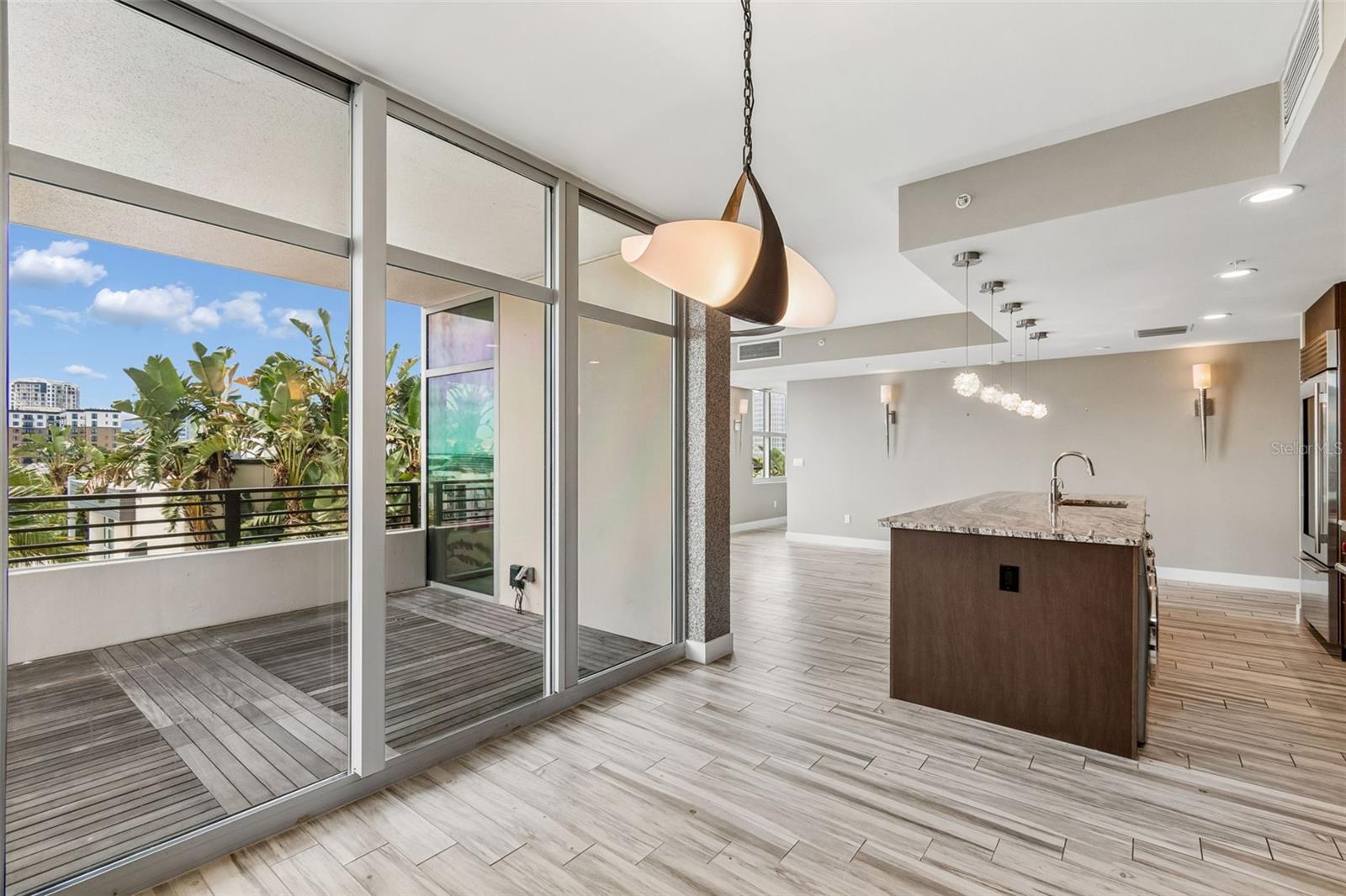 1120 E KENNEDY BLVD #1030 — photo 32