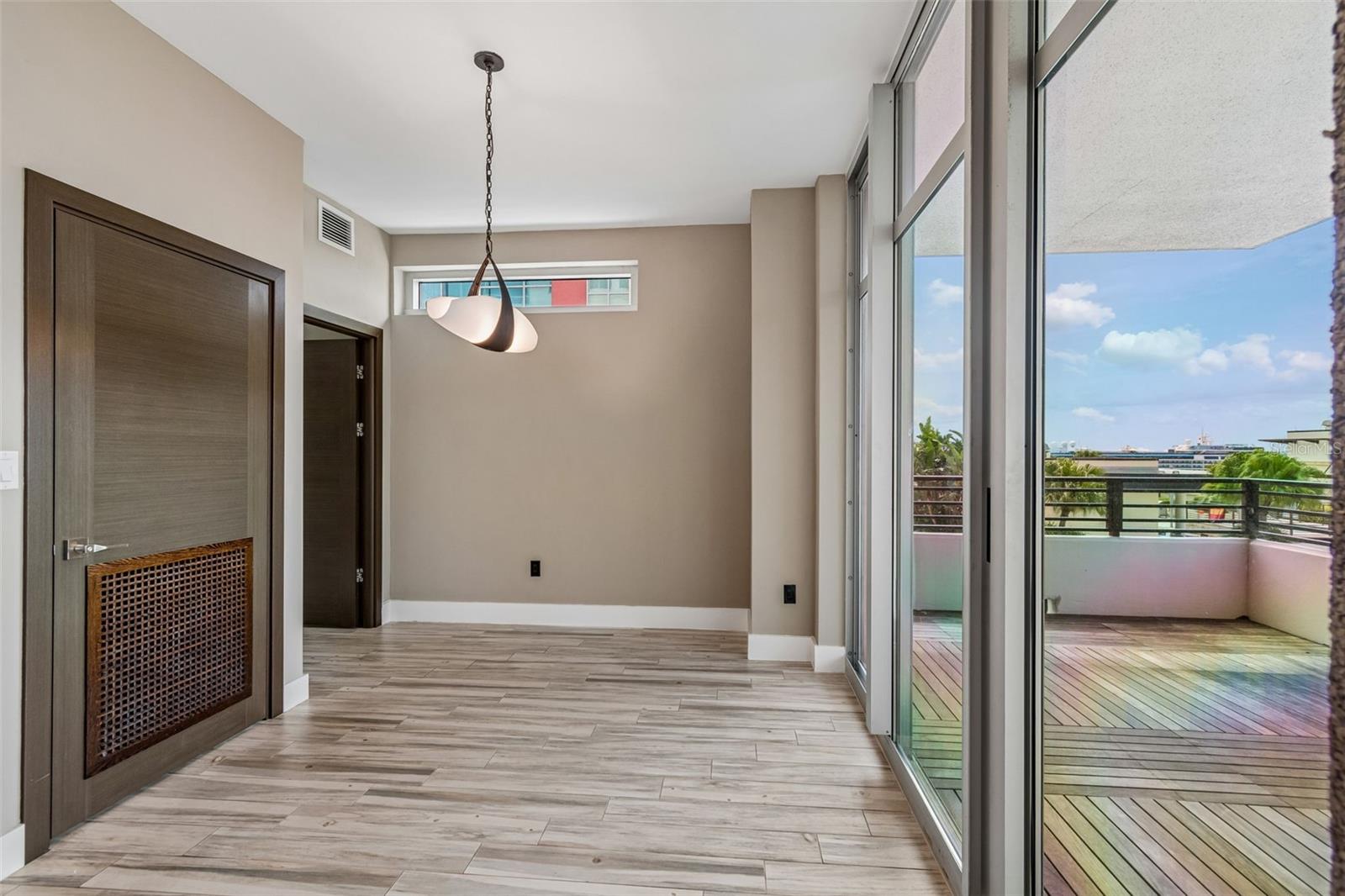 1120 E KENNEDY BLVD #1030 — photo 34