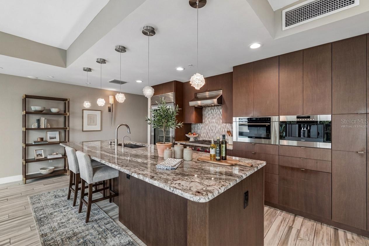 1120 E KENNEDY BLVD #1030 — photo 11