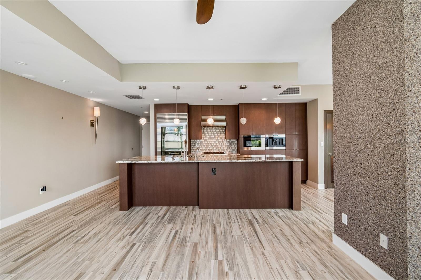 1120 E KENNEDY BLVD #1030 — photo 40