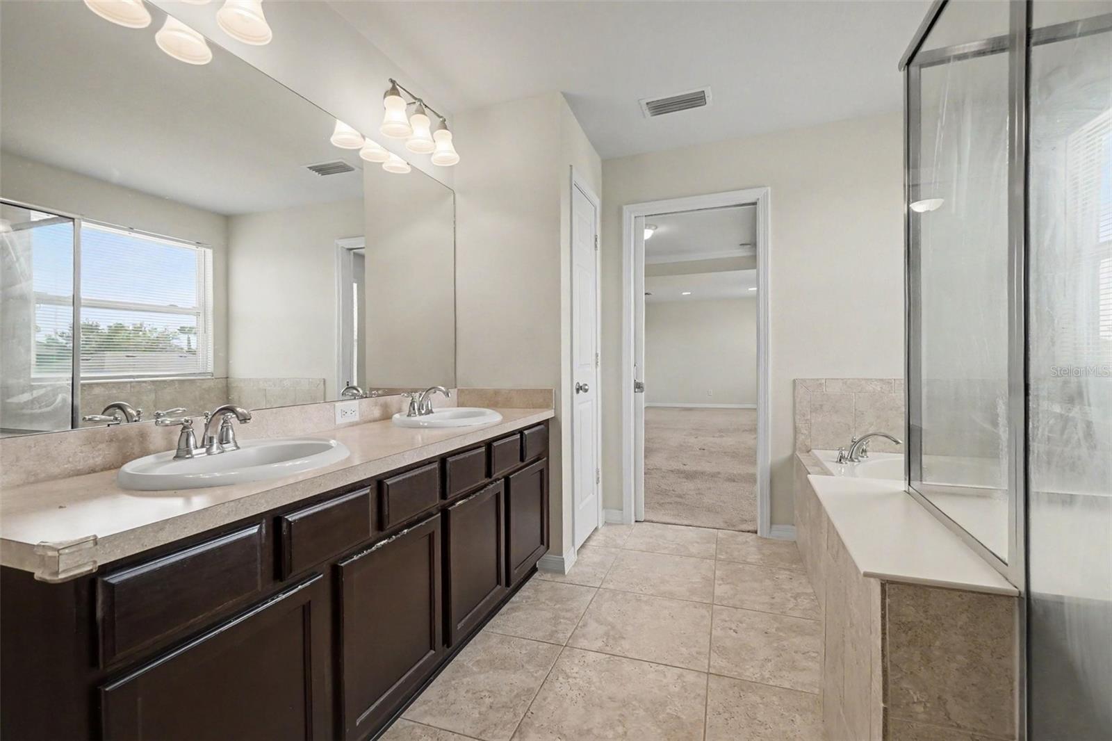 9217 EUROPEAN OLIVE WAY — photo 16