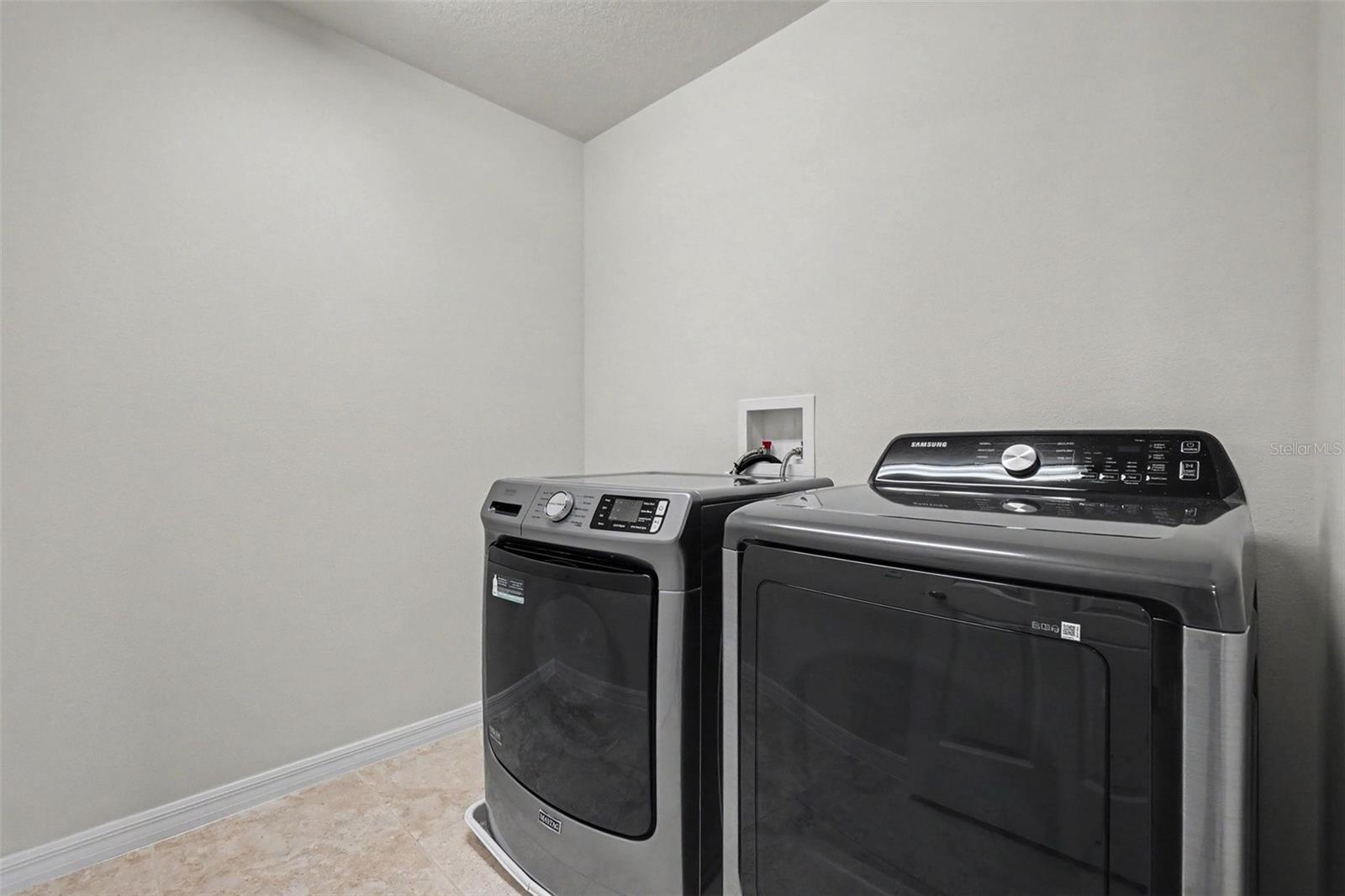 9217 EUROPEAN OLIVE WAY — photo 28