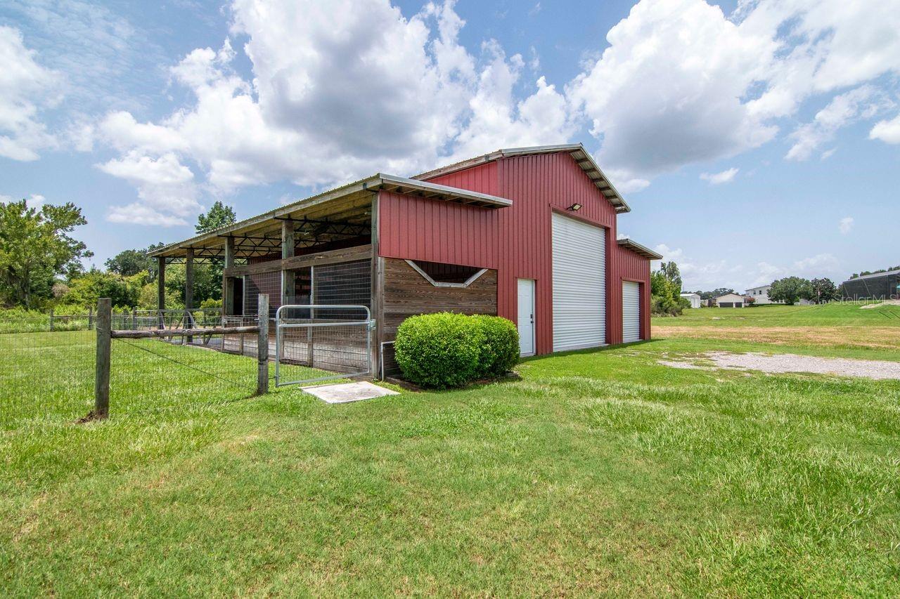 8703 ALAFIA HILLS DR — photo 58
