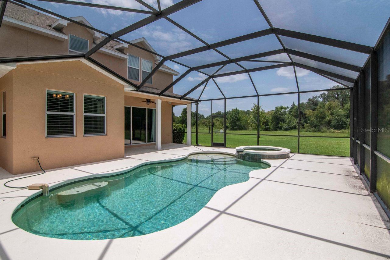 8703 ALAFIA HILLS DR — photo 53