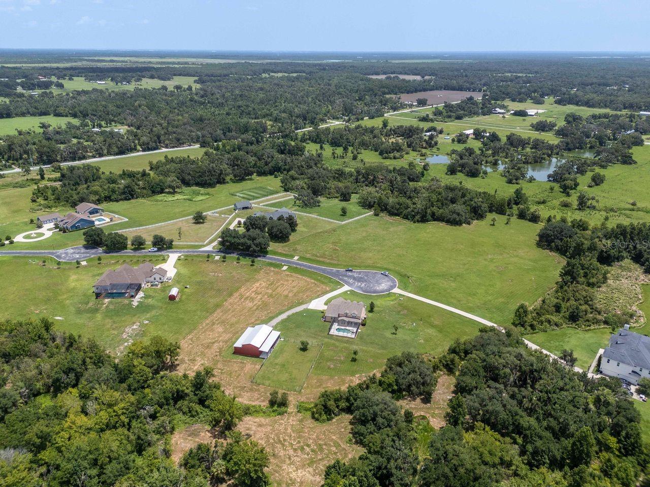 8703 ALAFIA HILLS DR — photo 94