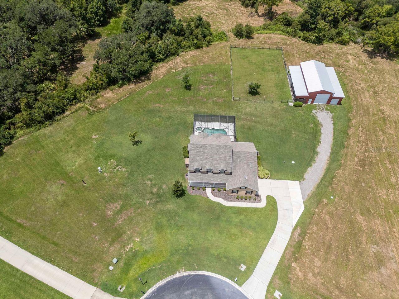 8703 ALAFIA HILLS DR — photo 78