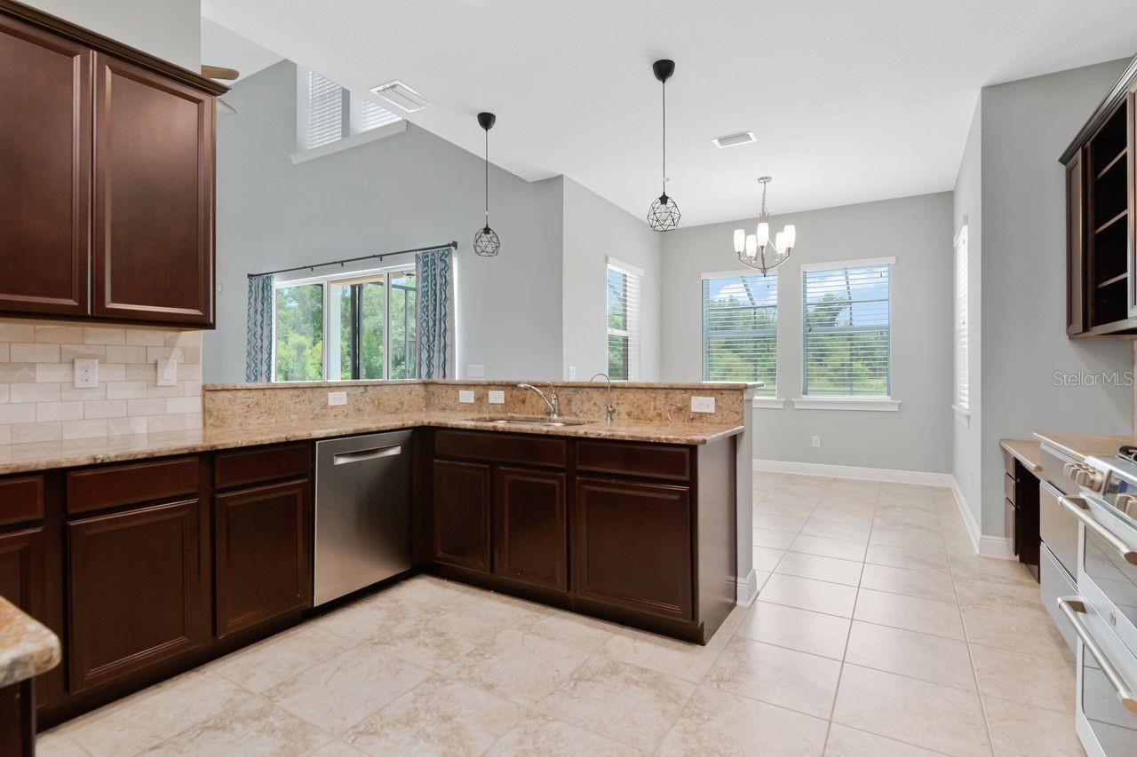 8703 ALAFIA HILLS DR — photo 29