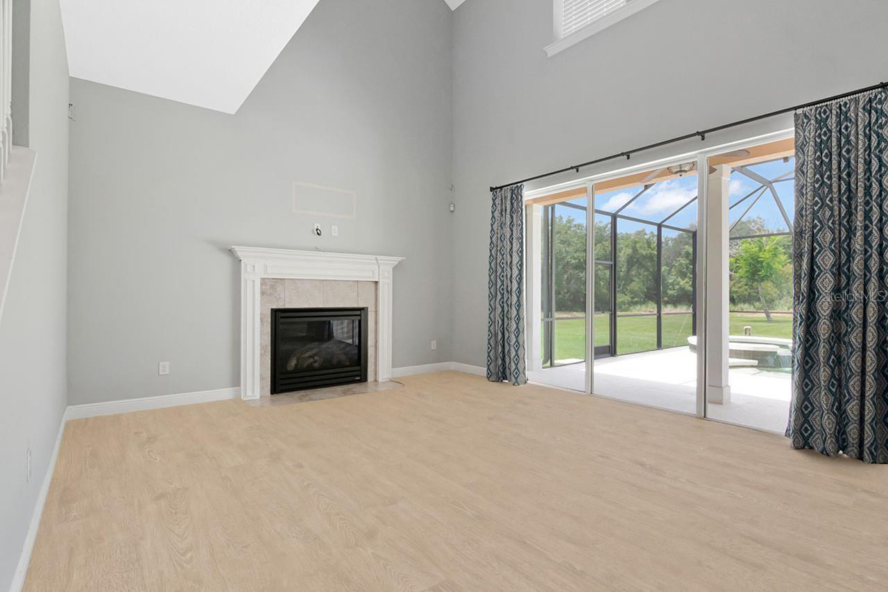 8703 ALAFIA HILLS DR — photo 15