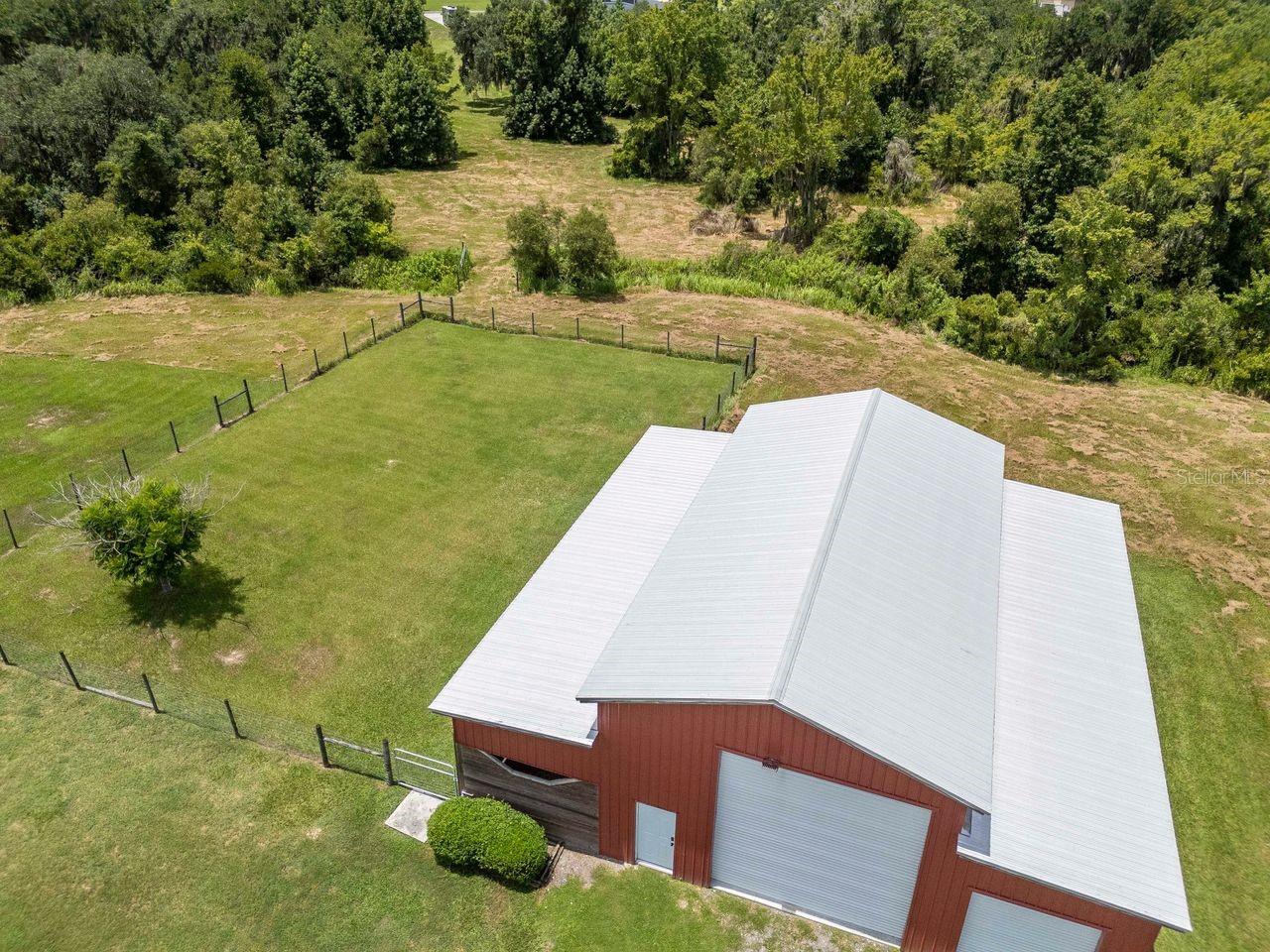 8703 ALAFIA HILLS DR — photo 70