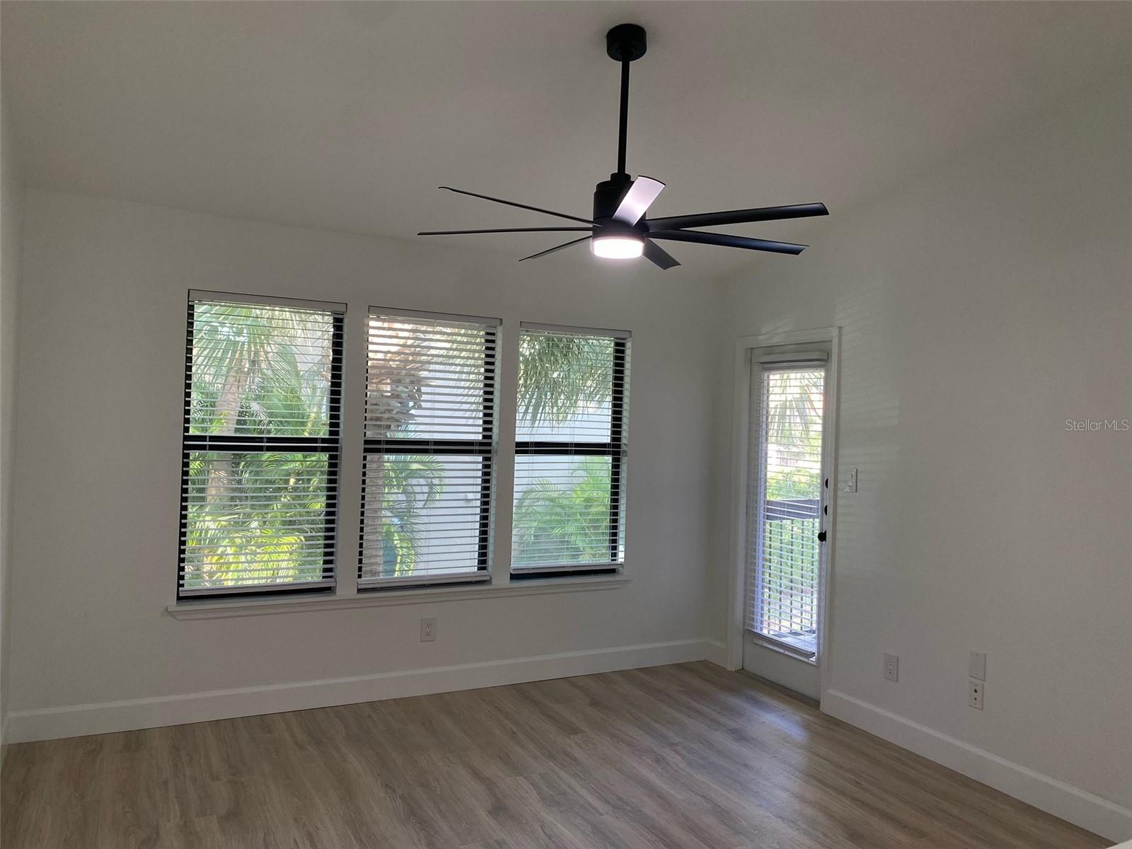 Home in SARASOTA — photo 13