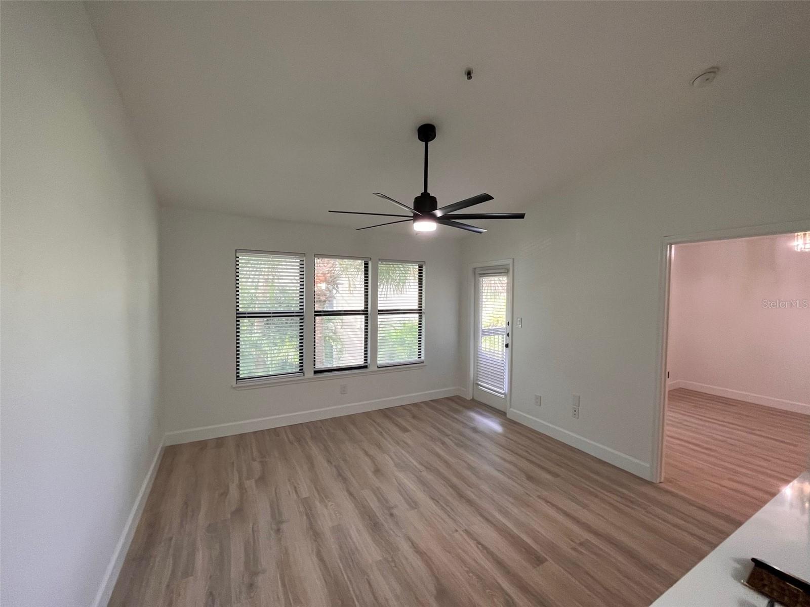 Home in SARASOTA — photo 11