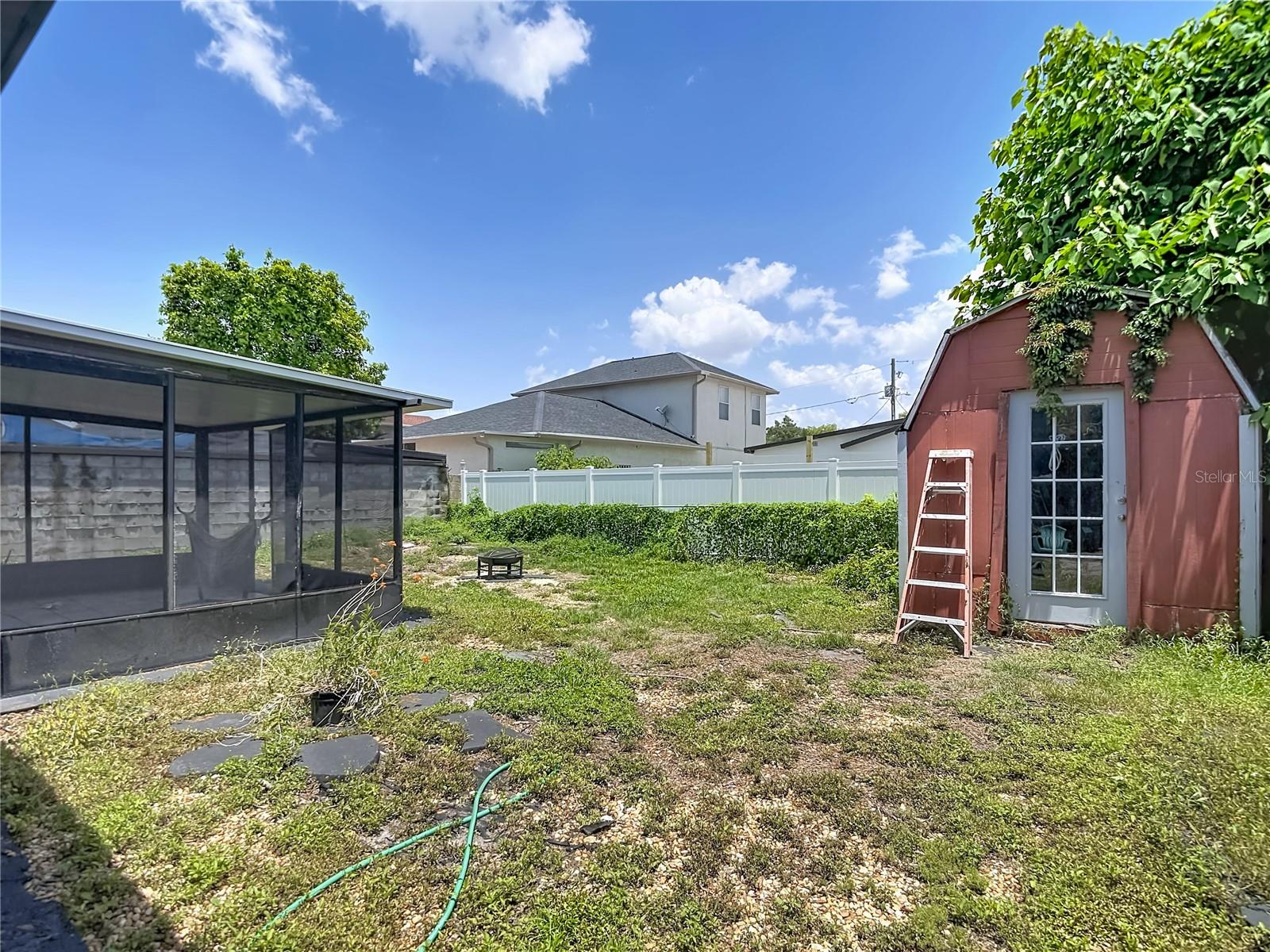 3313 W KATHLEEN ST — photo 44