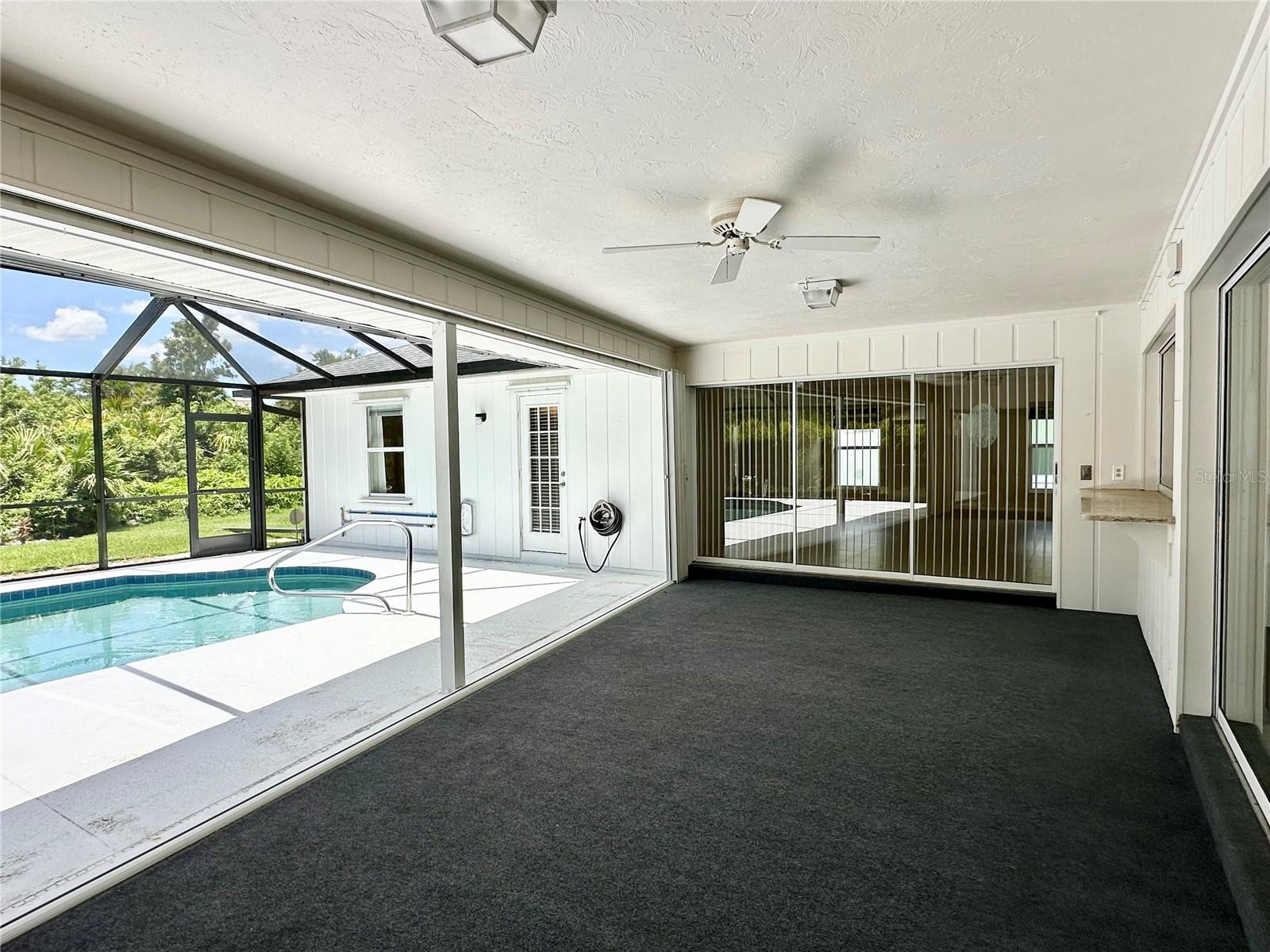 5024 SOUTHERN PINE CIR — photo 3
