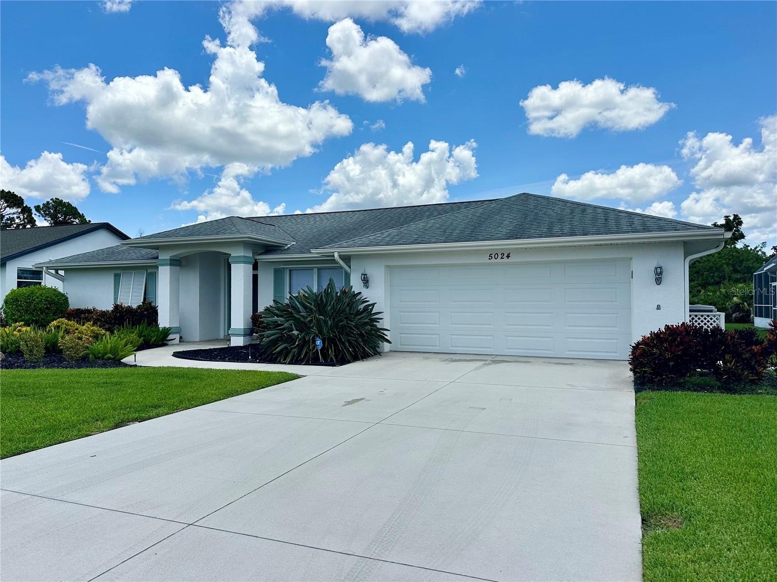 5024 SOUTHERN PINE CIR — photo 9