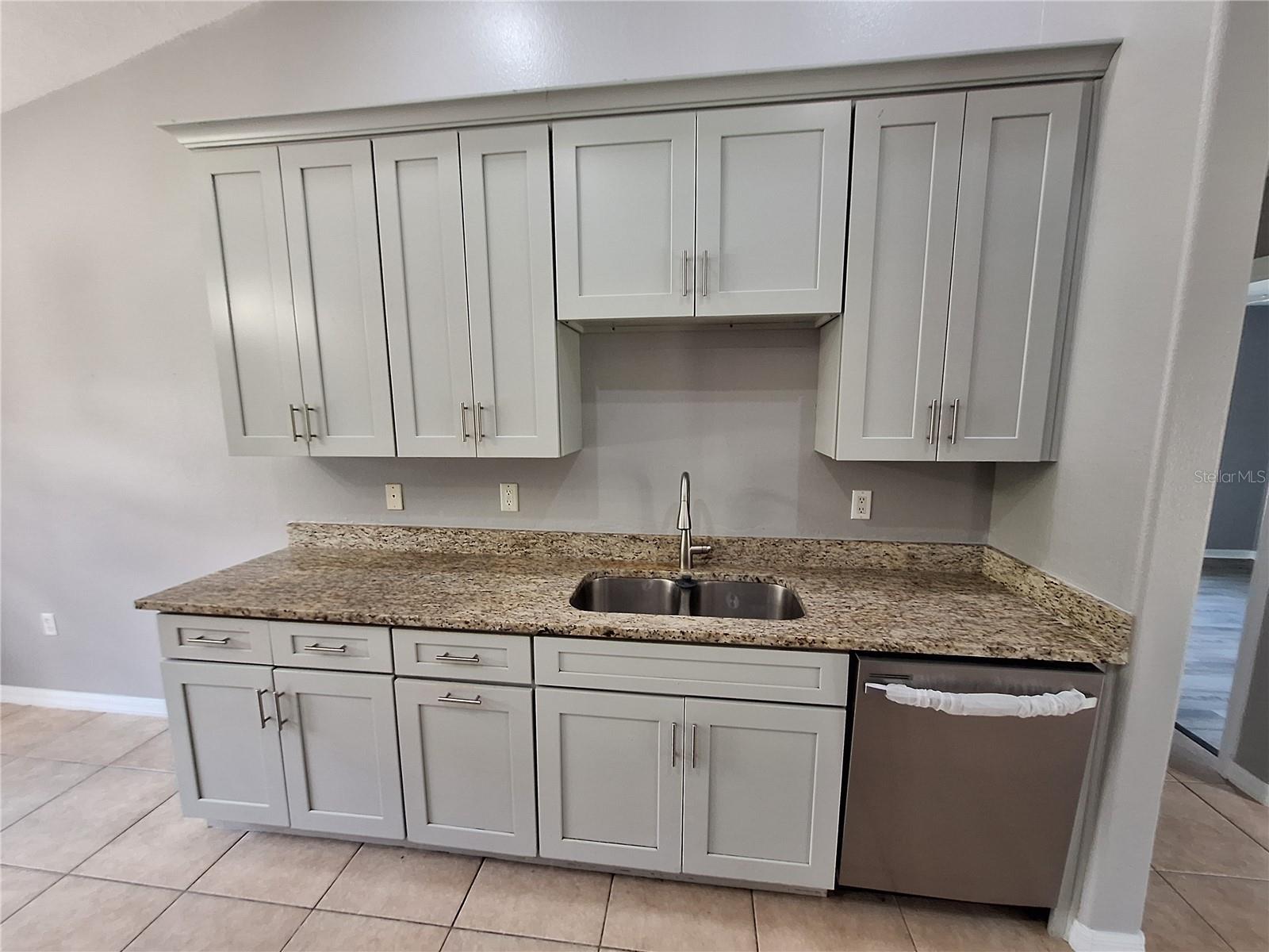 1220 WAYCROSS ST — photo 5