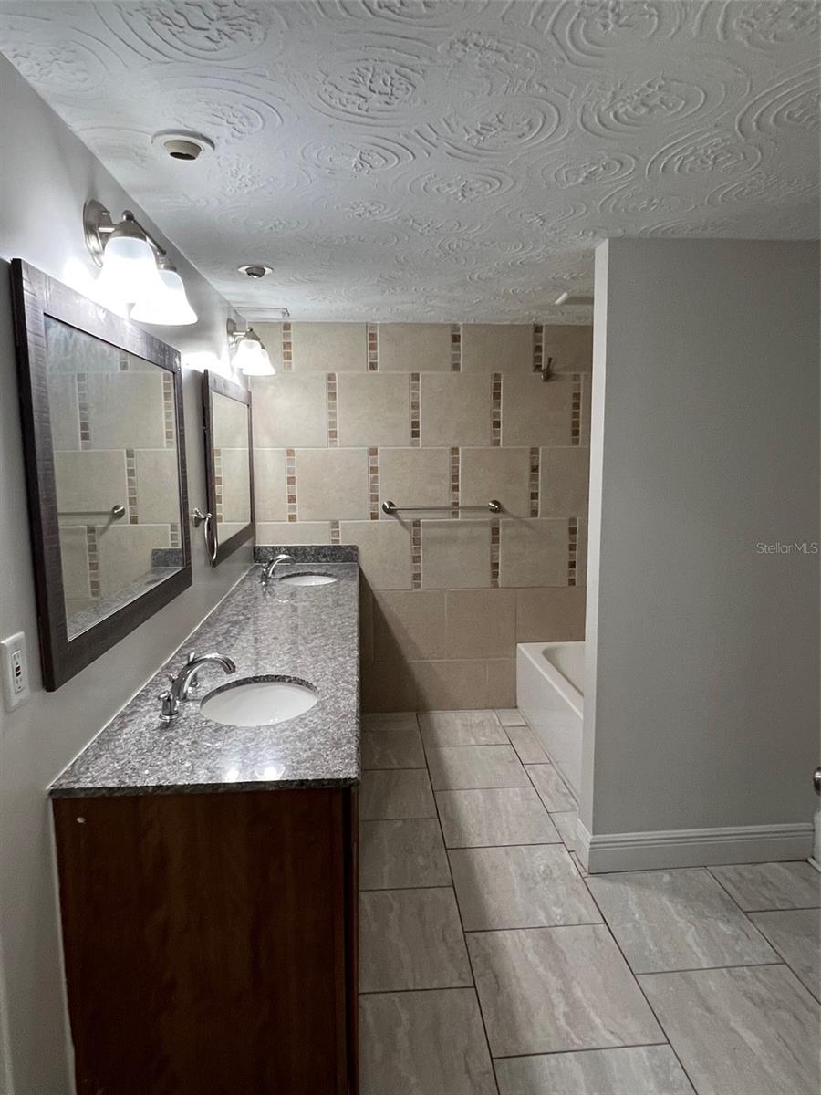 4926 BILLY DIRECT LN — photo 8