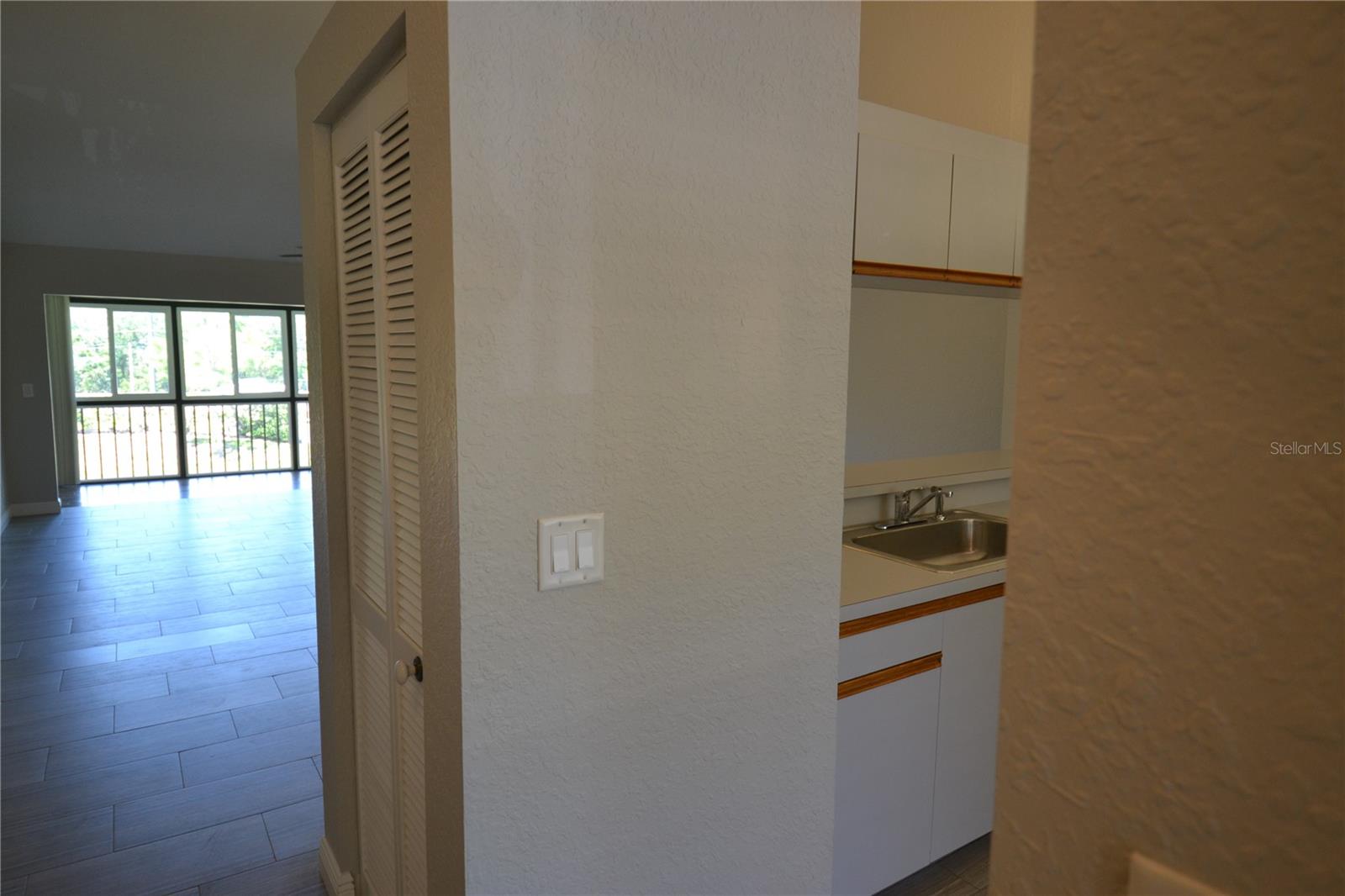 1801 E LAKE RD #9E — photo 3