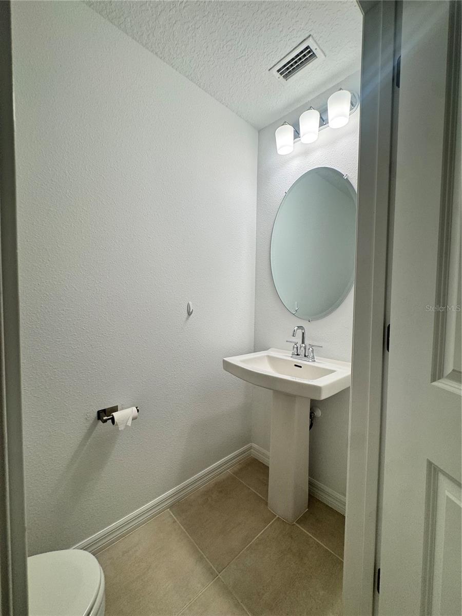 8528 DAYBREAK ST — photo 24