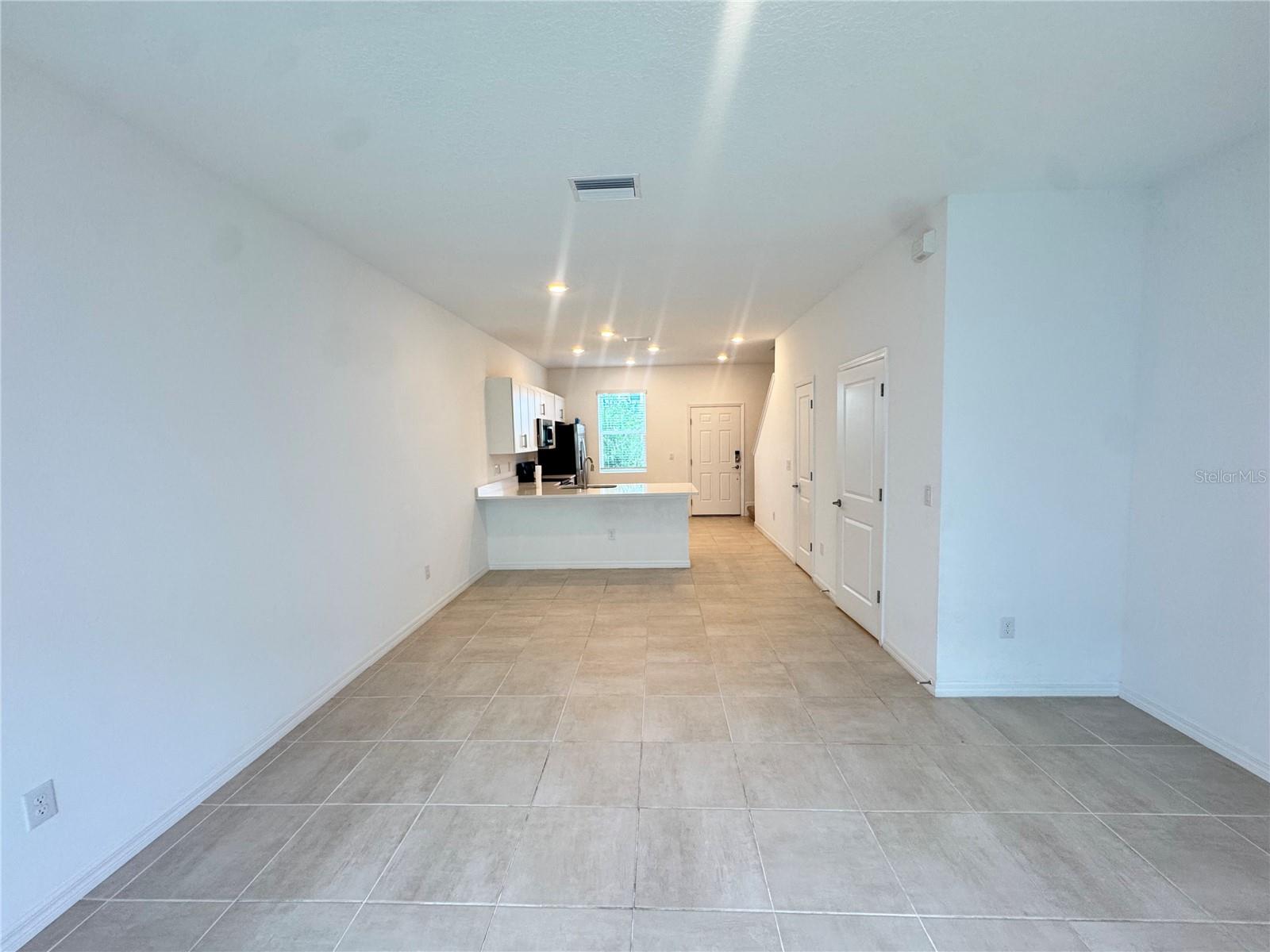 8528 DAYBREAK ST — photo 6