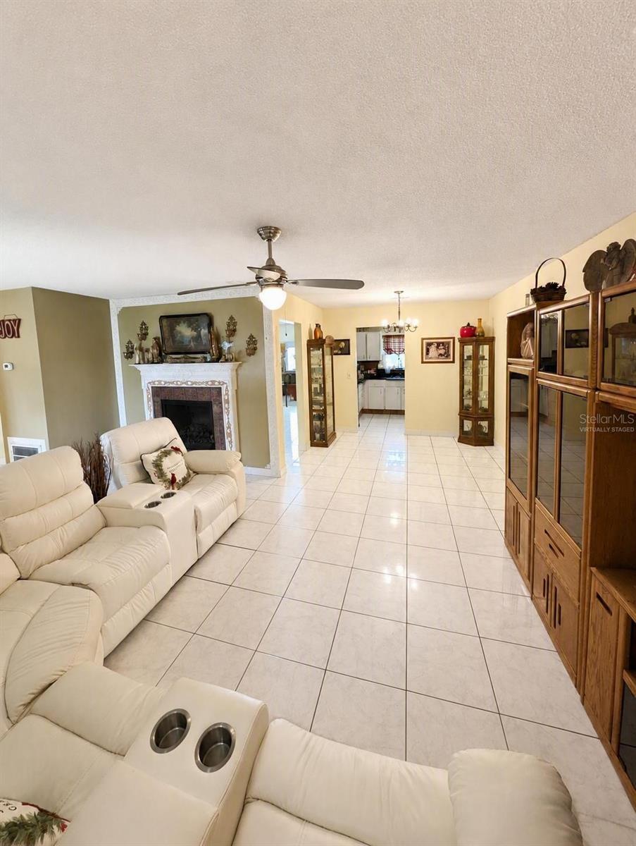 8002 WOODVINE PL — photo 10