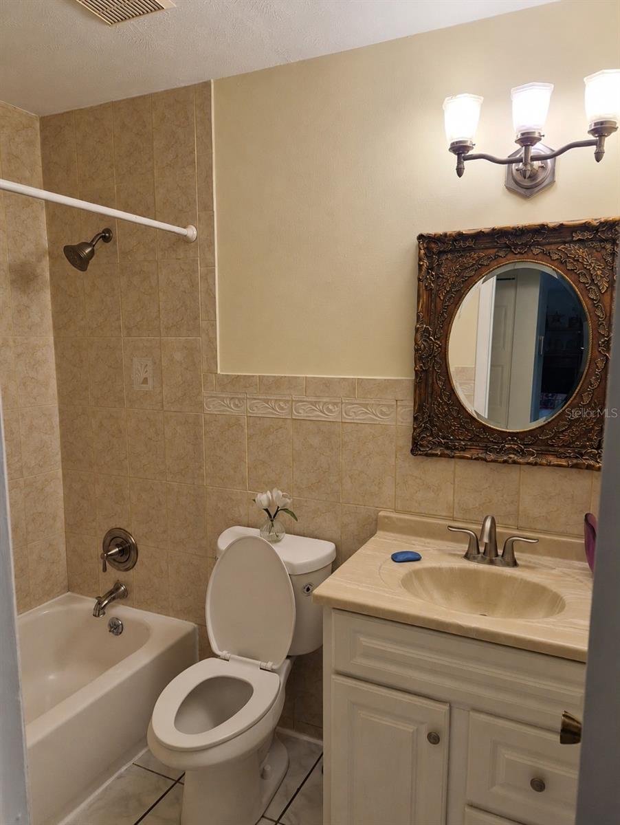 8002 WOODVINE PL — photo 20