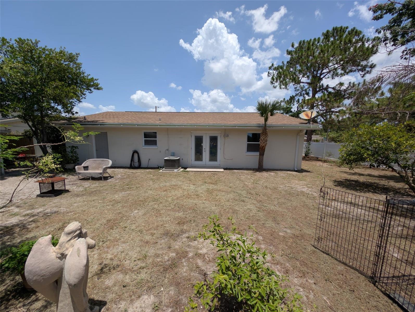 8002 WOODVINE PL — photo 39