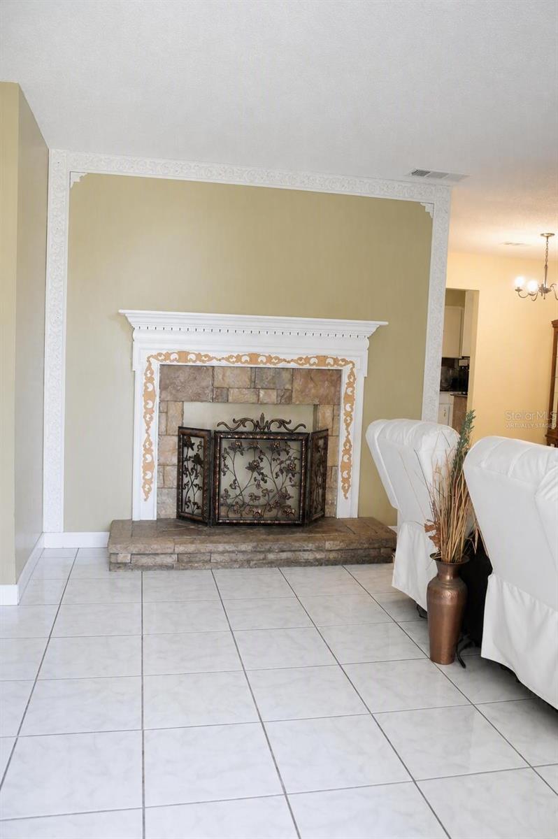 8002 WOODVINE PL — photo 6