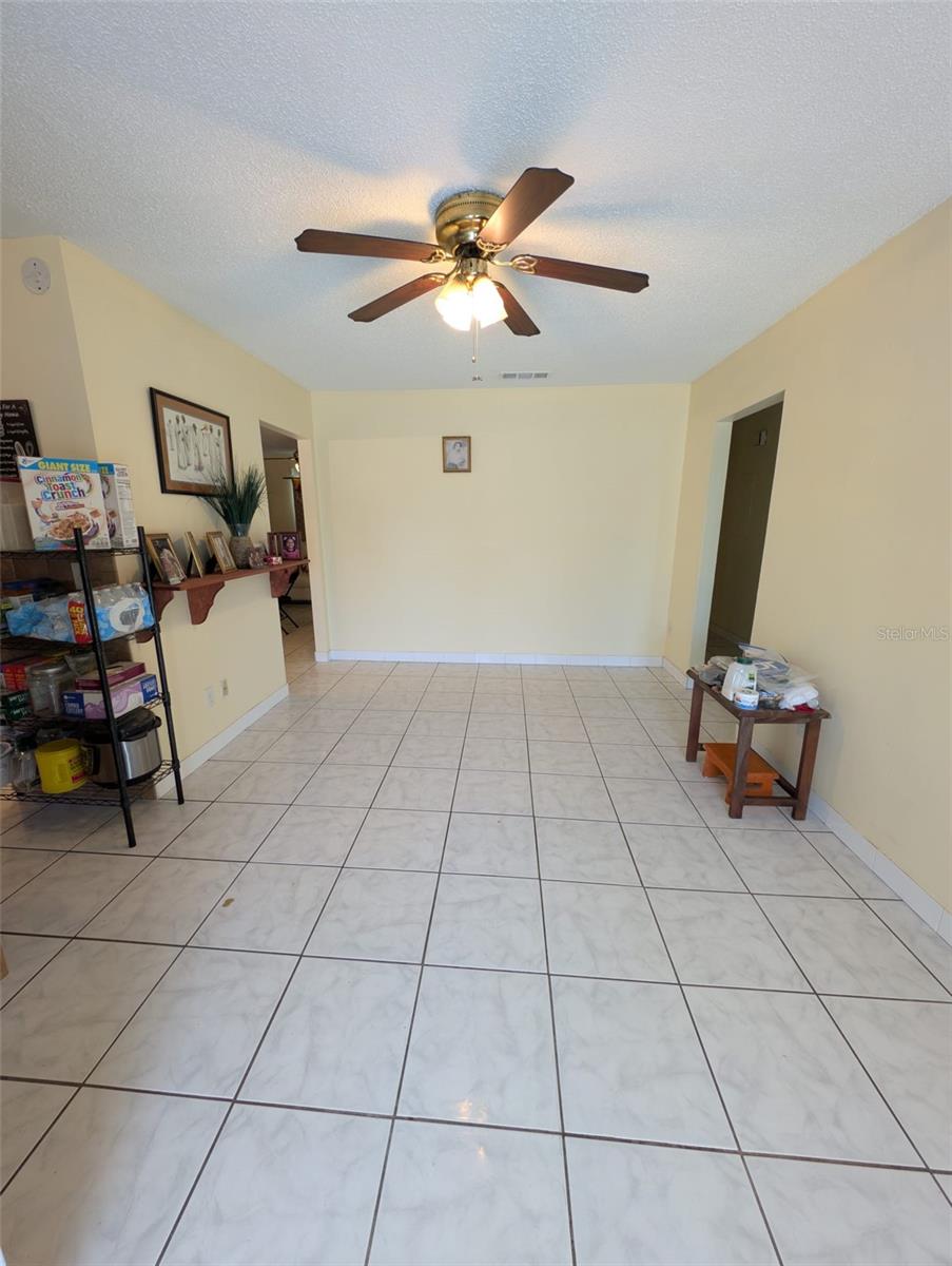 8002 WOODVINE PL — photo 24