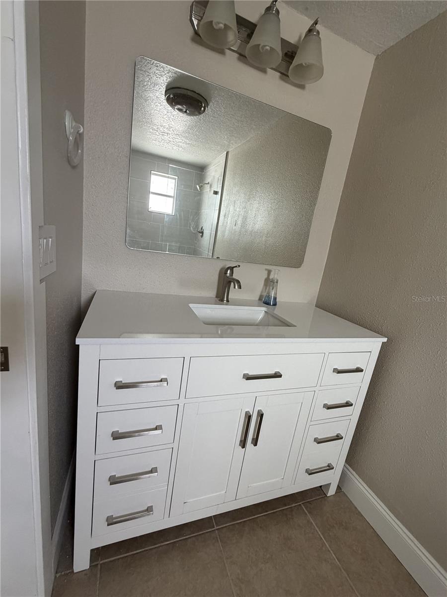 4625 COMPASS CT — photo 12