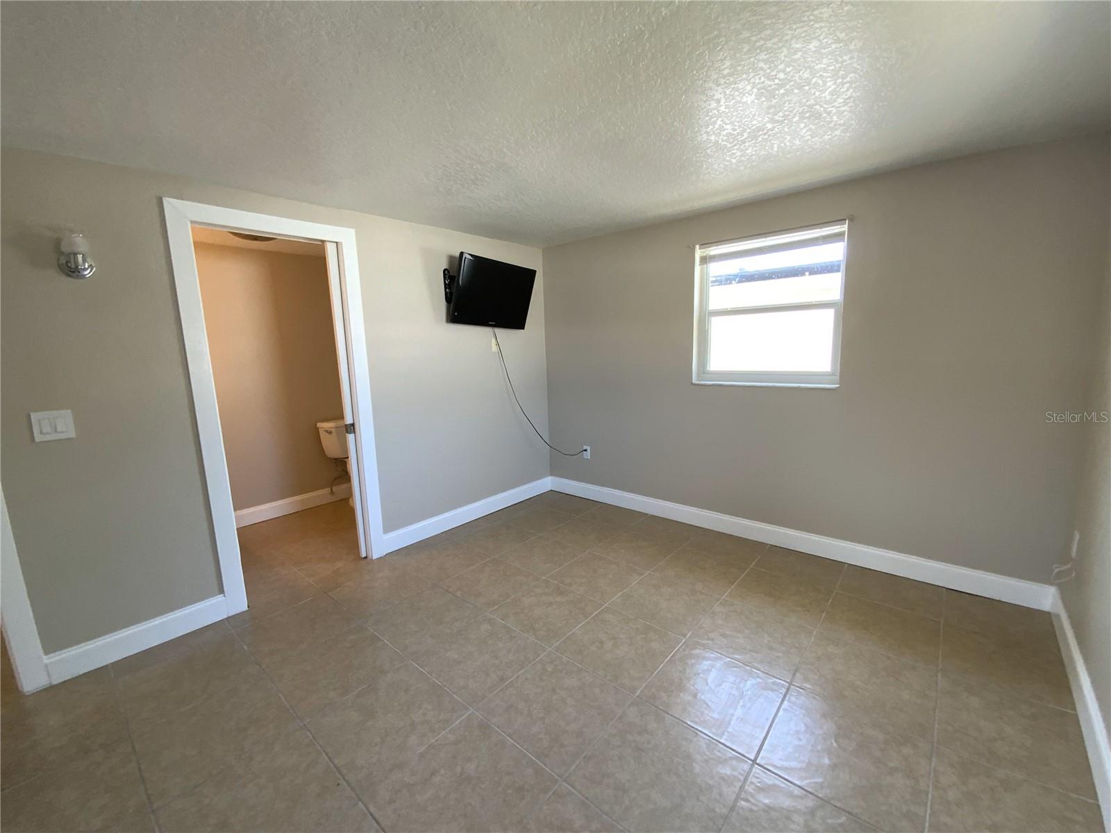 4625 COMPASS CT — photo 11