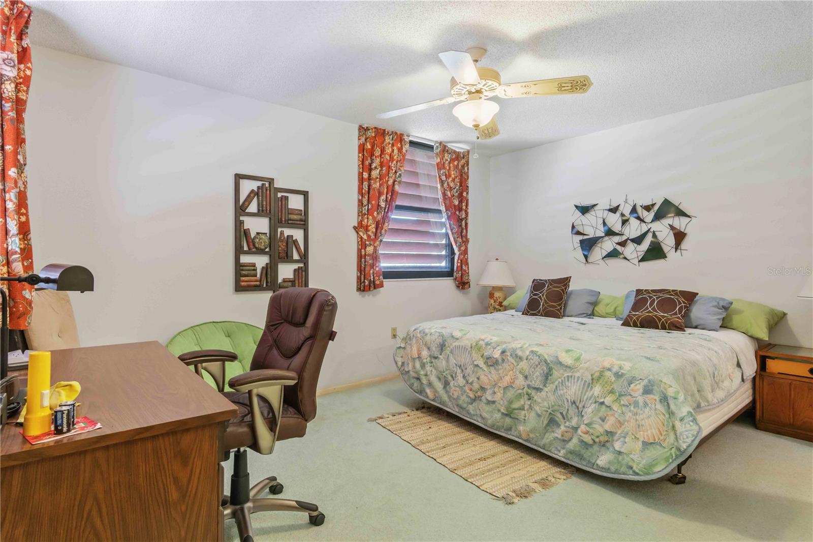 514 SPRING LAKES BLVD — photo 33