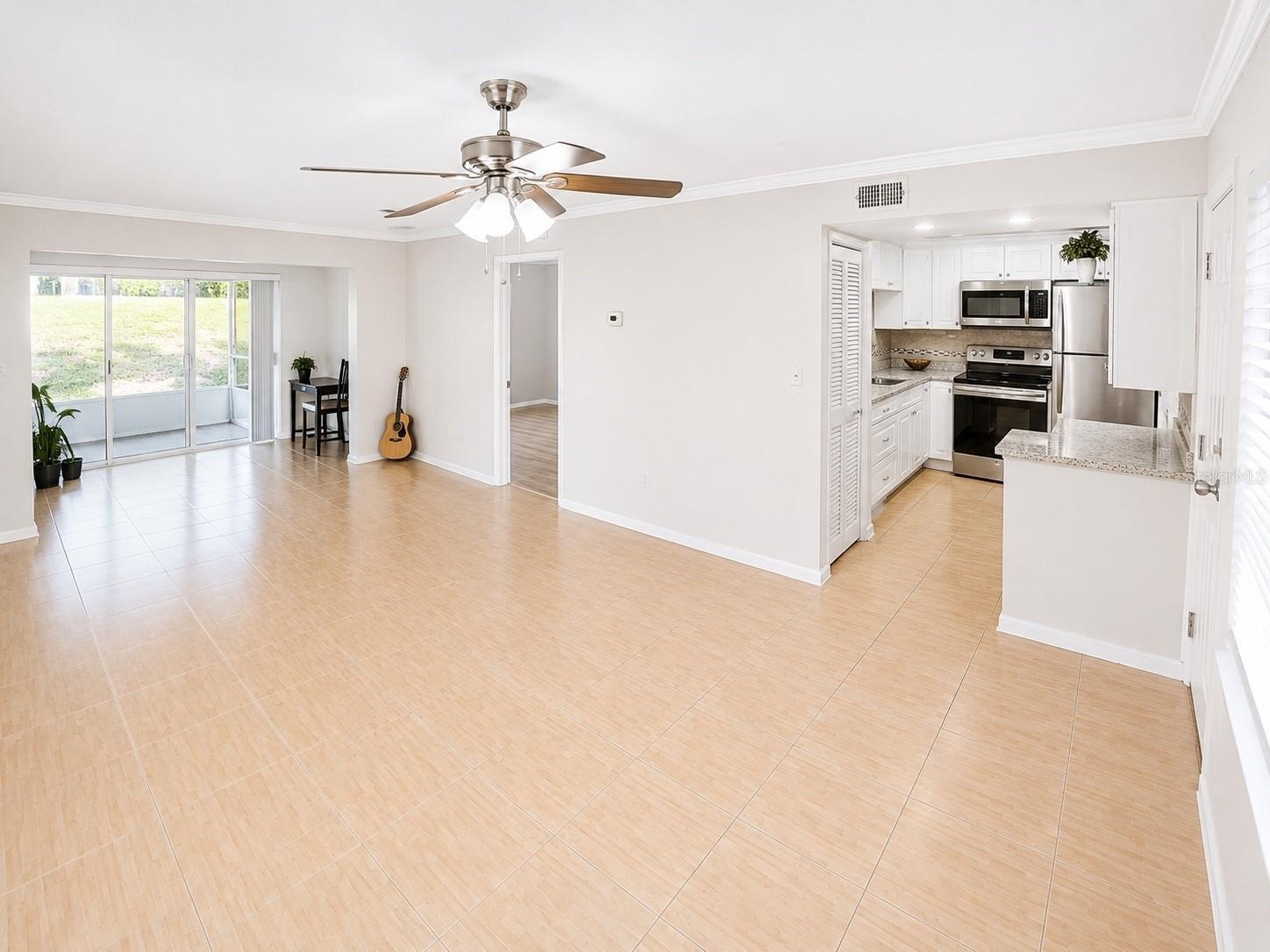 946 VIRGINIA ST #104 — photo 3