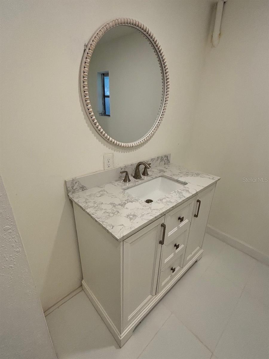 24739 AUDREY RD — photo 8