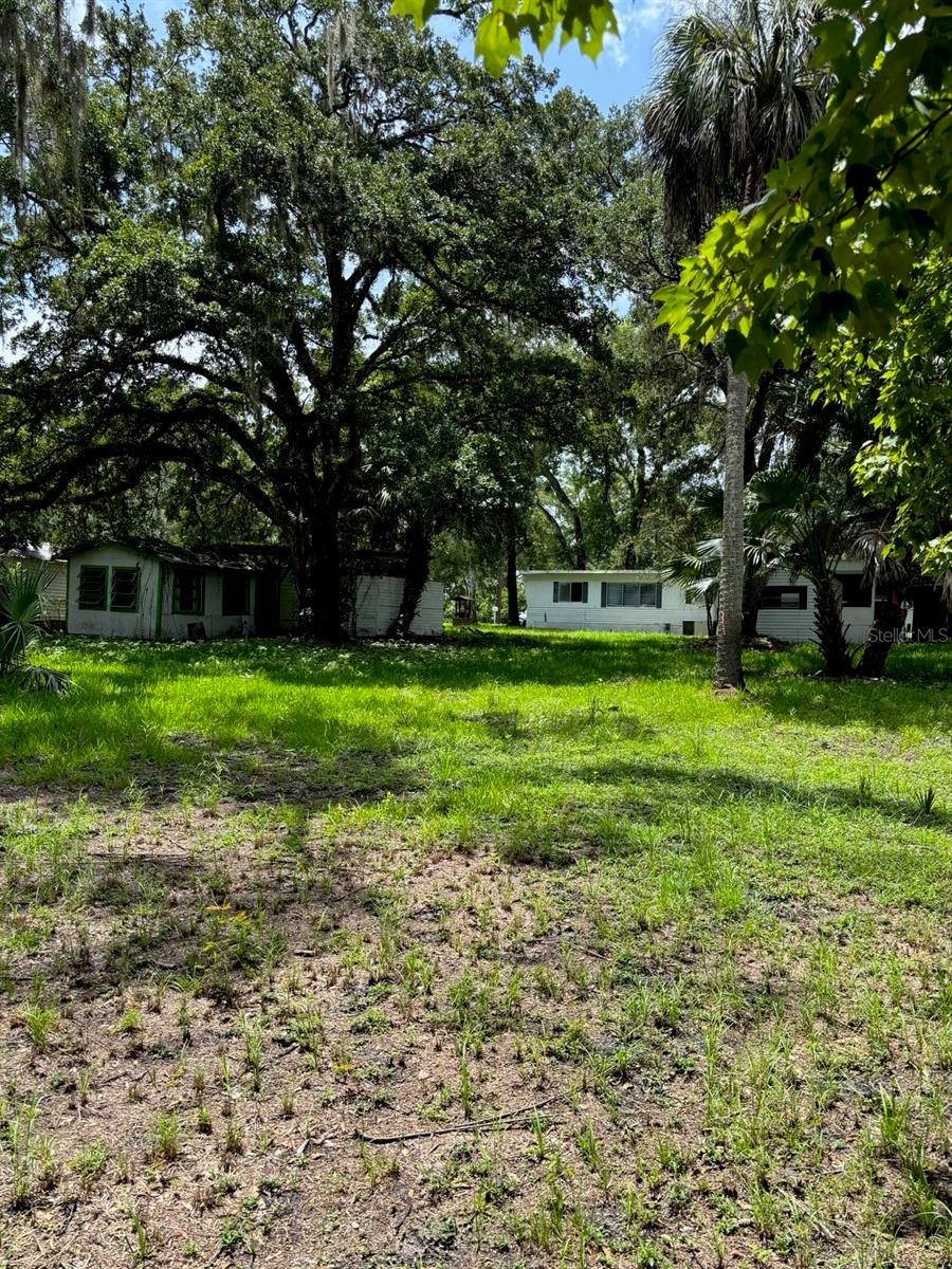24739 AUDREY RD — photo 33