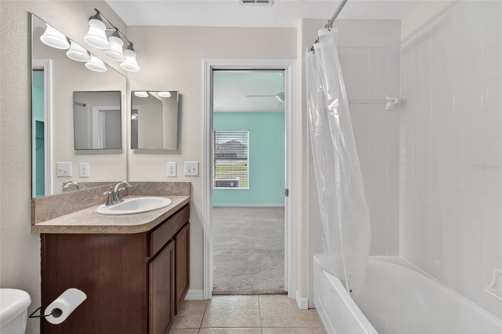 13128 ROYAL PINES AVE — photo 28