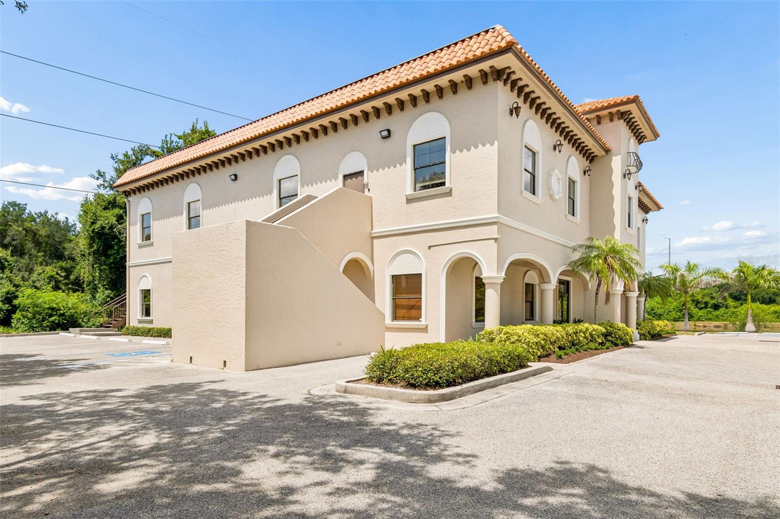 6730 W LINEBAUGH AVE — photo 12