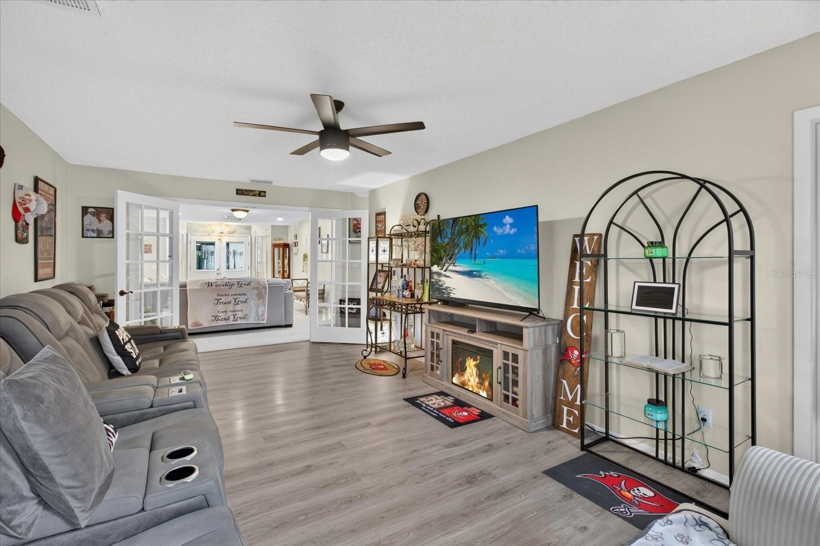 10508 QUIMBY DR — photo 19