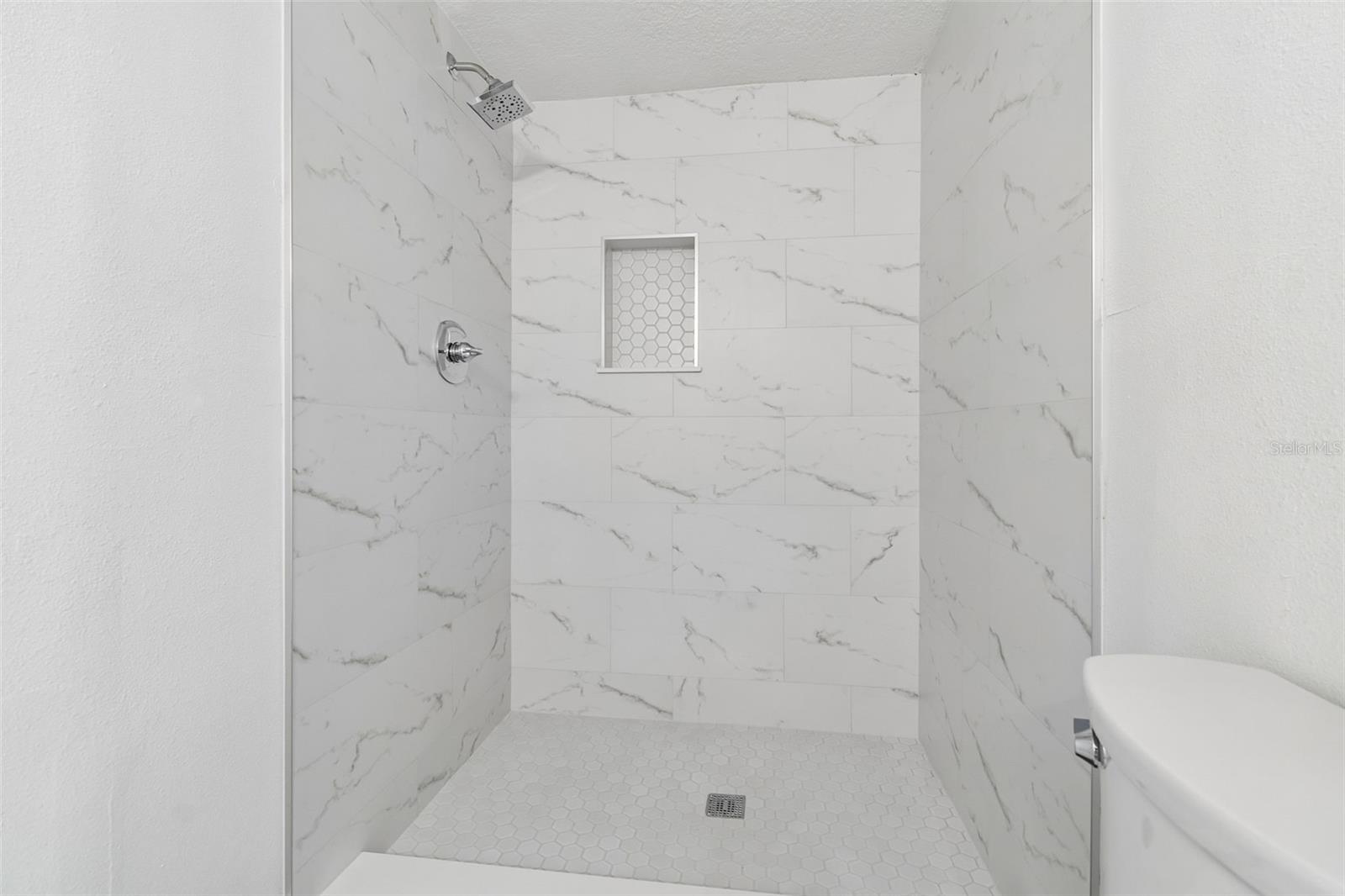 4417 W FAIRVIEW HTS — photo 18