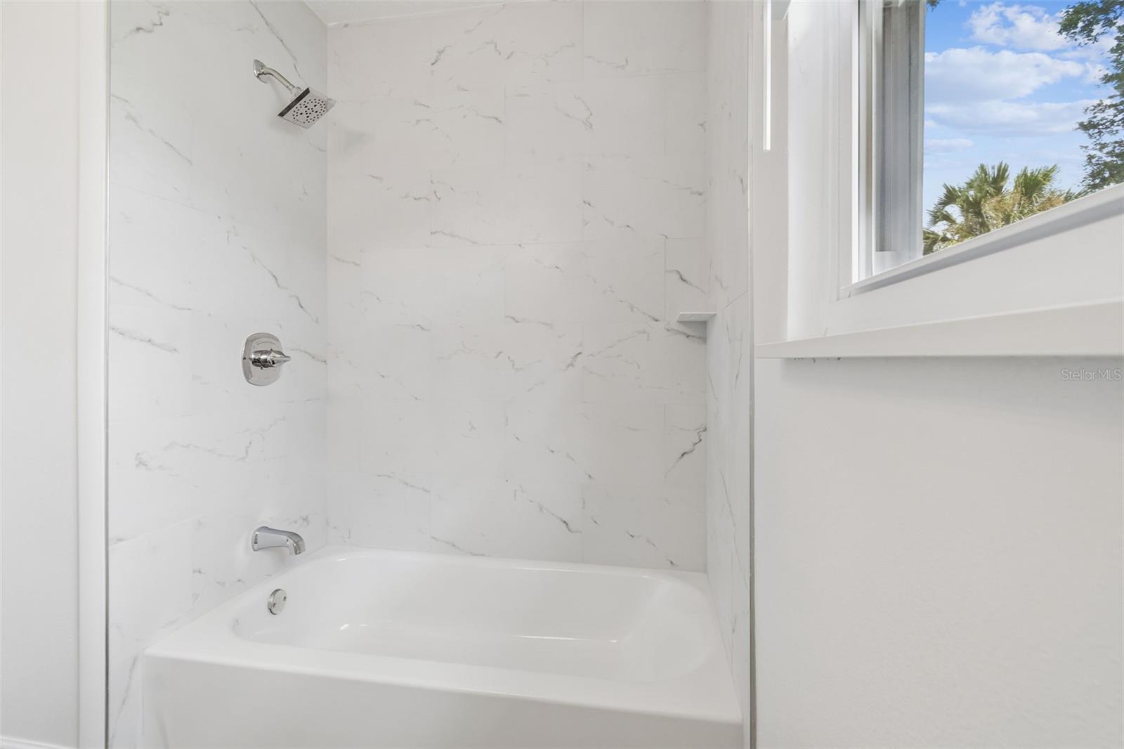 4417 W FAIRVIEW HTS — photo 32