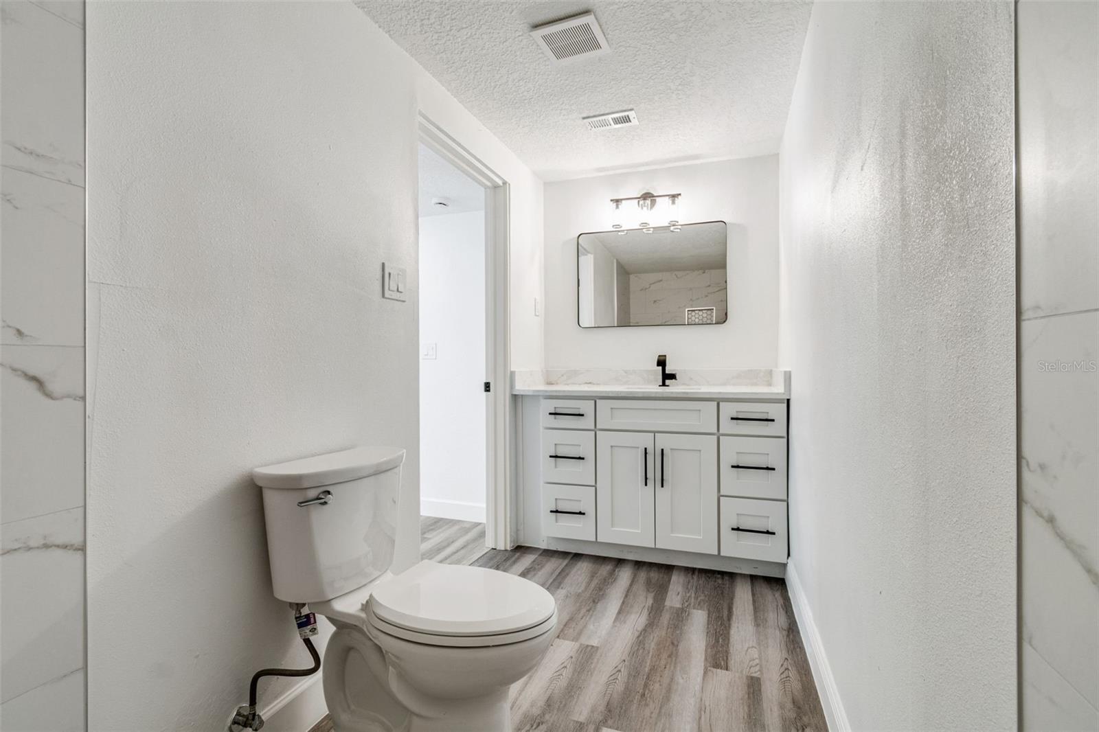4417 W FAIRVIEW HTS — photo 19