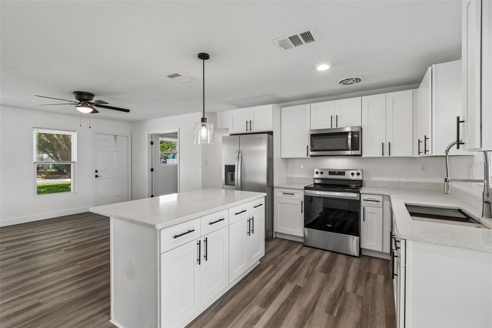 4417 W FAIRVIEW HTS — photo 8