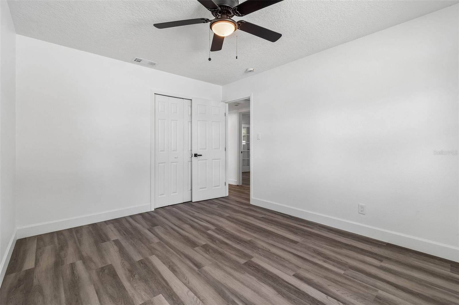4417 W FAIRVIEW HTS — photo 27