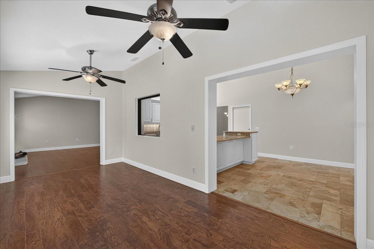16754 CROSSBILL CT — photo 15