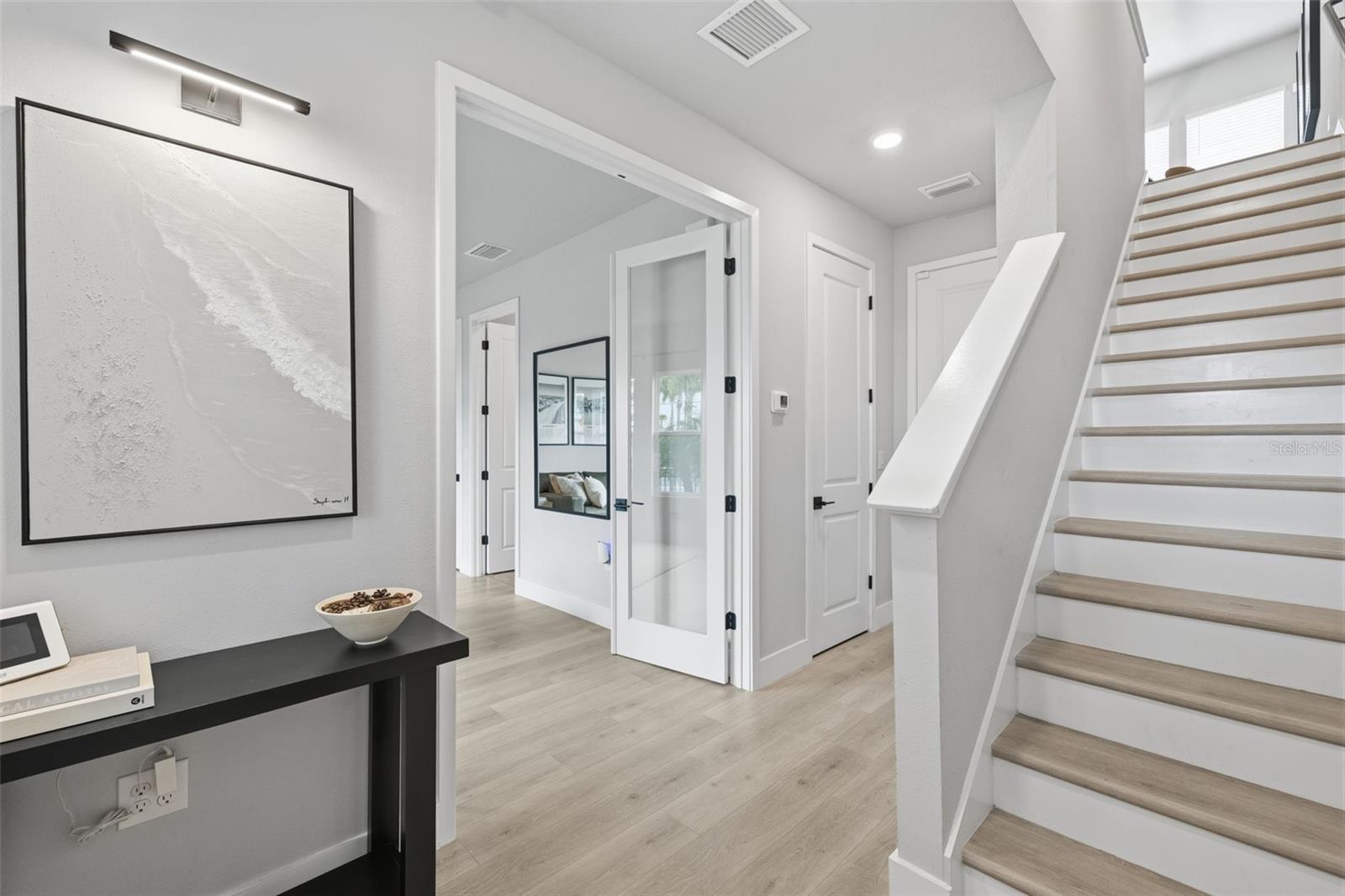 1528 SKYSAIL LN — photo 4