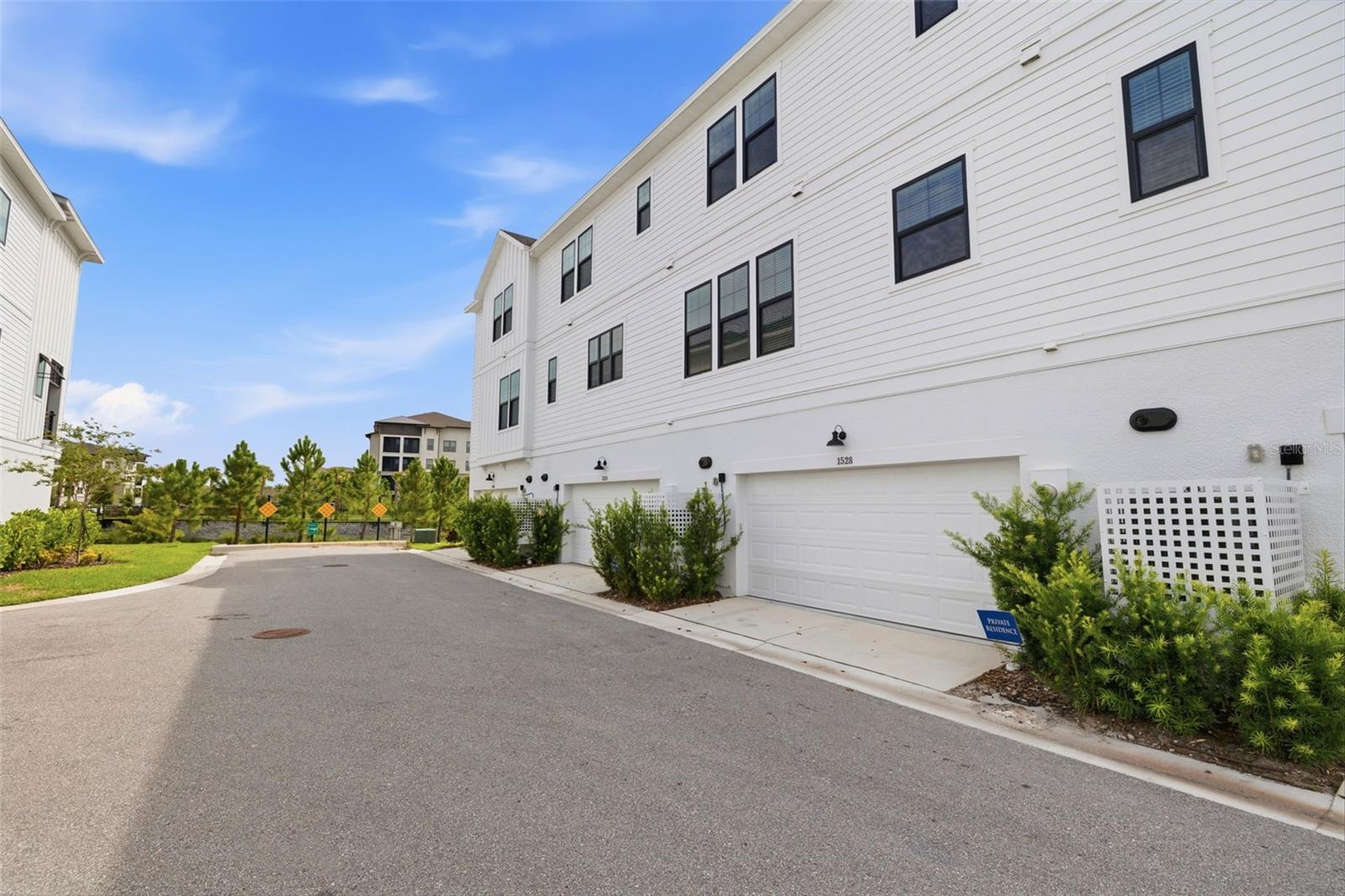 1528 SKYSAIL LN — photo 23