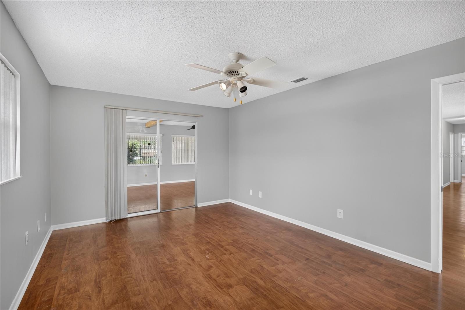 1244 W DEL WEBB BLVD — photo 31