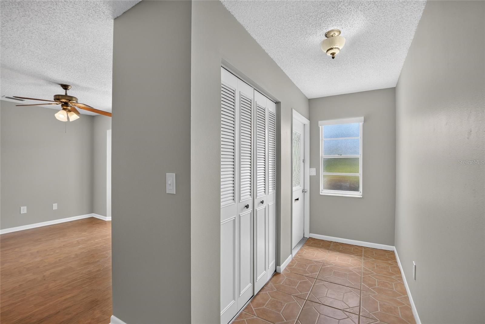 1244 W DEL WEBB BLVD — photo 3