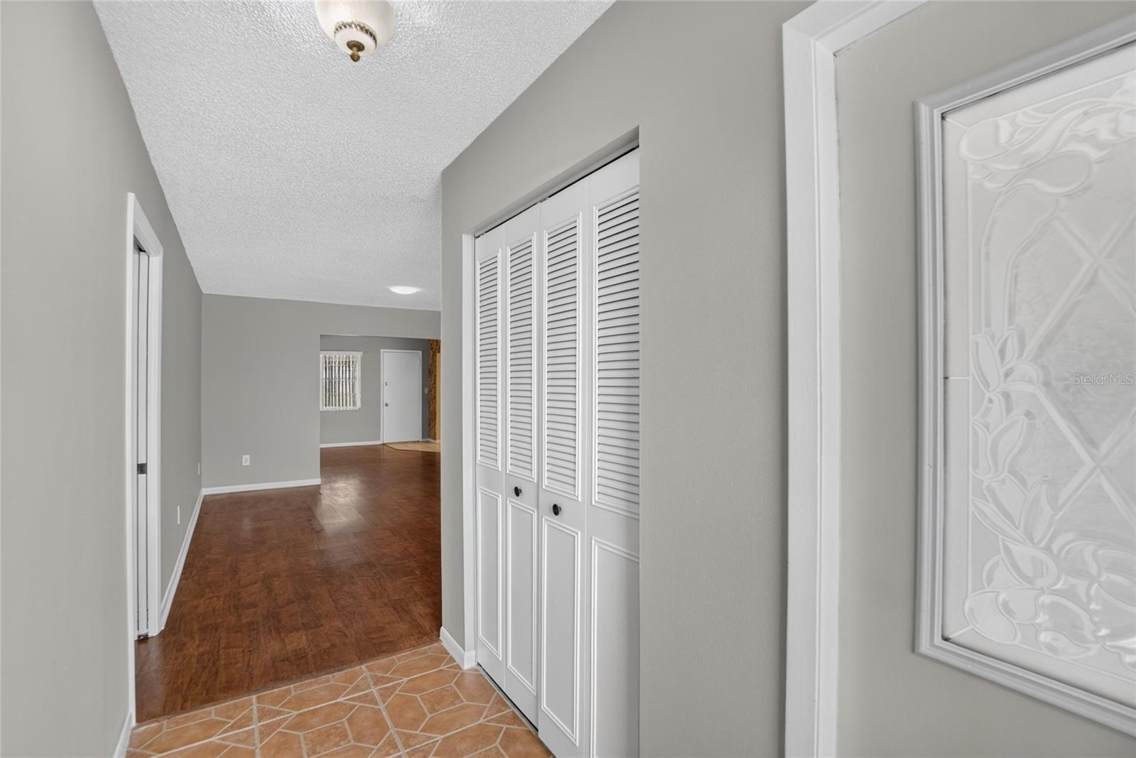 1244 W DEL WEBB BLVD — photo 2
