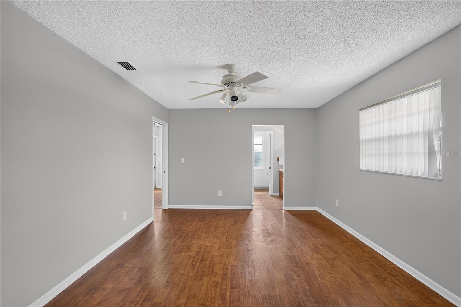 1244 W DEL WEBB BLVD — photo 27