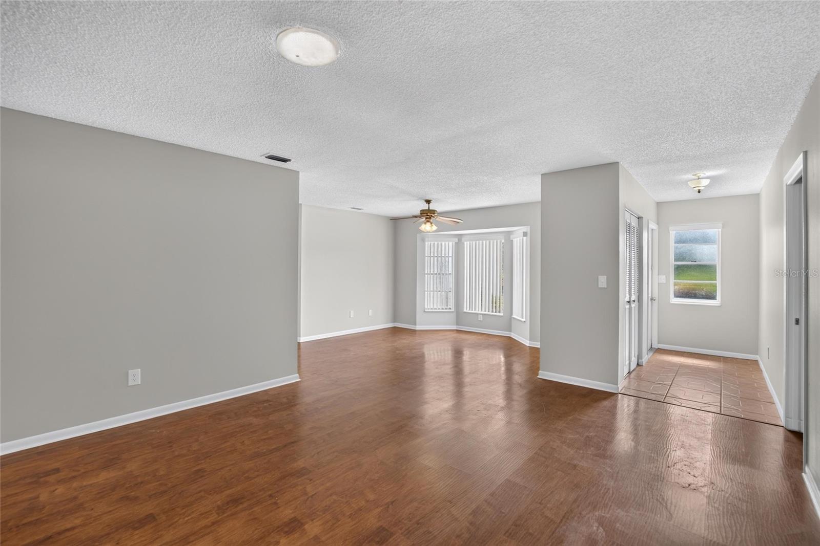 1244 W DEL WEBB BLVD — photo 7